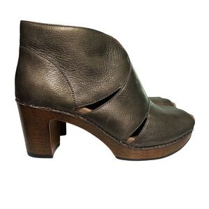 Dansko Metallic Aged bronze Open Toe Booties-40